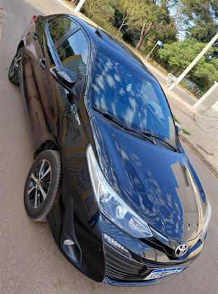 TOYOTA YARIS 1.5 16V FLEX SEDAN XLS CONNECT MULTIDRIVE TOYOTA YARIS 1.5 16V FLEX SEDAN XLS CONNECT MULTIDRIVE